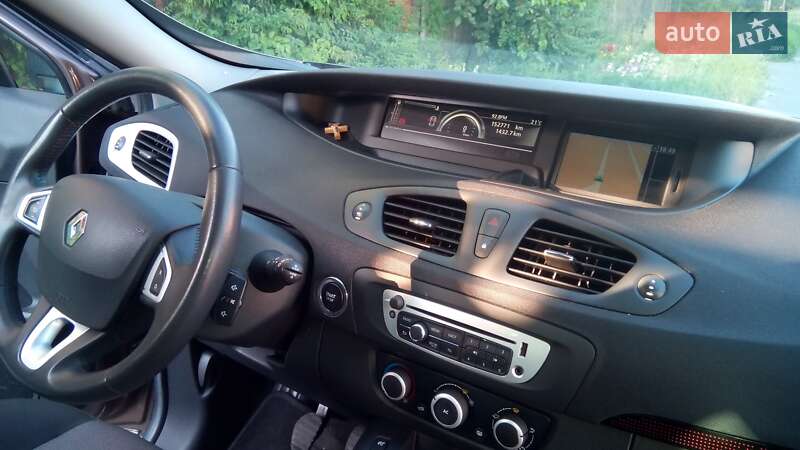 Мінівен Renault Scenic 2012 в Києві фото 7 Мінівен Renault Scenic 2012 в Києві