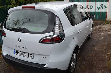 Хэтчбек Renault Scenic 2013 в Новомосковске