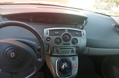 Хэтчбек Renault Scenic 2005 в Врадиевке