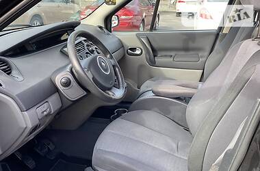 Хетчбек Renault Scenic 2008 в 