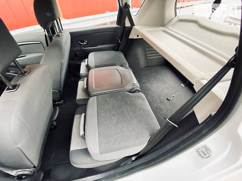 Хетчбек Renault Scenic 2014 в Києві