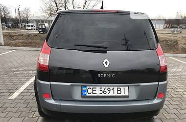 Хетчбек Renault Scenic 2004 в 