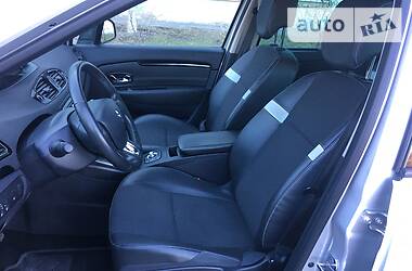 Мінівен Renault Scenic 2016 в 