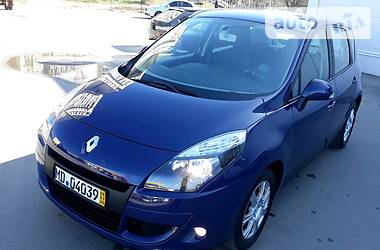 Мінівен Renault Scenic 2011 в 