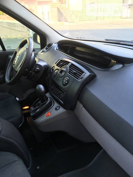 Минивэн Renault Scenic 2004 в Одессе