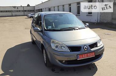 Хетчбек Renault Scenic 2007 в 