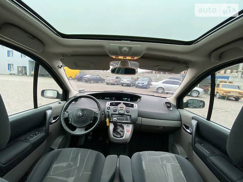 Мінівен Renault Scenic 2006 в Рівному фото 12 Мінівен Renault Scenic 2006 в Рівному