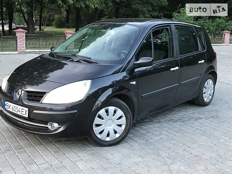 Хэтчбек Renault Scenic 2007 в Вараше