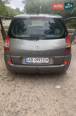 Хэтчбек Renault Scenic 2003 в 