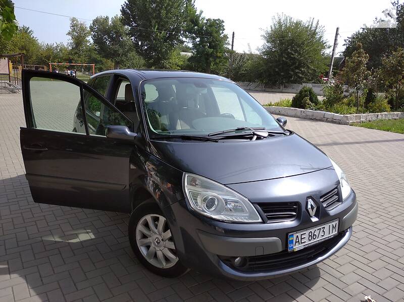 Минивэн Renault Scenic 2007 в Никополе