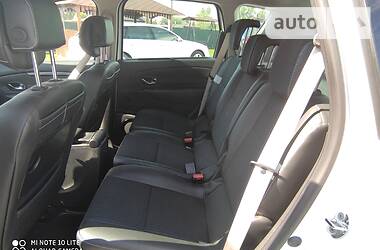 Минивэн Renault Scenic 2011 в Нововолынске