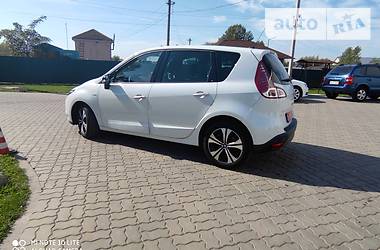 Минивэн Renault Scenic 2011 в Нововолынске