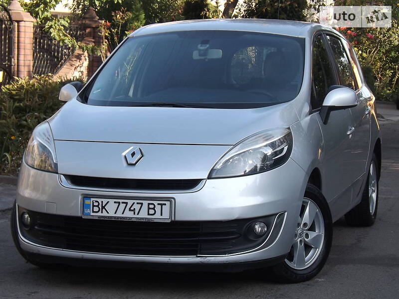 Універсал Renault Scenic 2012 в Рівному