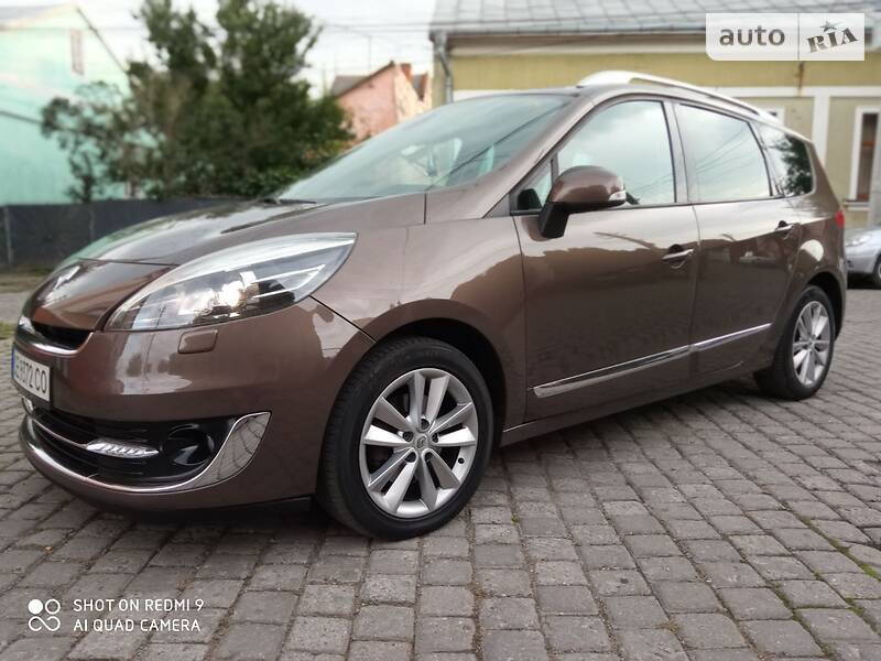 Универсал Renault Scenic 2012 в Черновцах