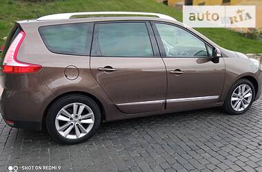 Универсал Renault Scenic 2012 в Черновцах