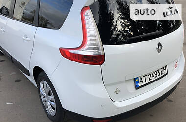 Мінівен Renault Scenic 2012 в Коломиї