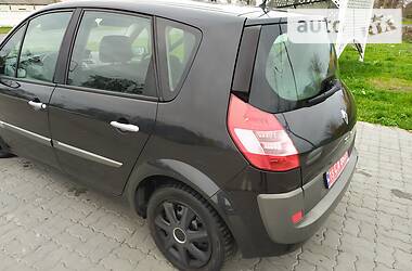 Хэтчбек Renault Scenic 2004 в Владимир-Волынском