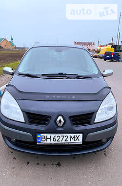 Минивэн Renault Scenic 2007 в Южном