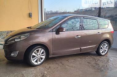 Минивэн Renault Scenic 2011 в Каменец-Подольском