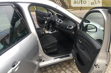 Мінівен Renault Scenic 2010 в Одесі