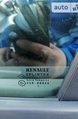 Хэтчбек Renault Scenic 2005 в Киеве