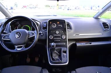 Мінівен Renault Scenic 2016 в 