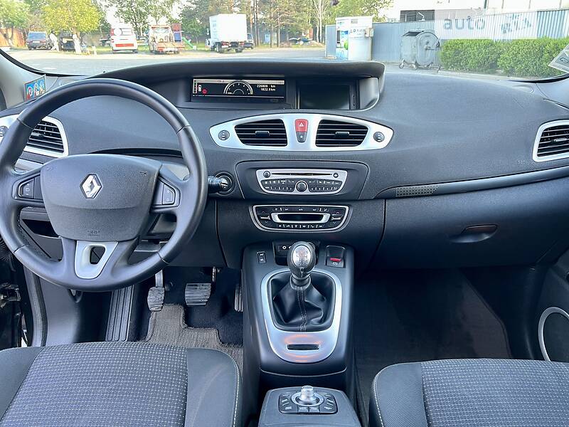 Мінівен Renault Scenic 2009 в Чернівцях