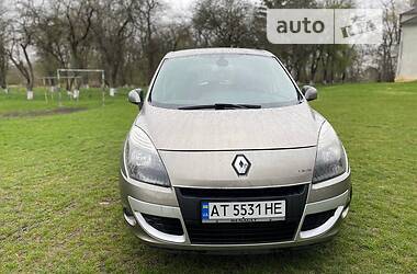 Универсал Renault Scenic 2009 в Ивано-Франковске