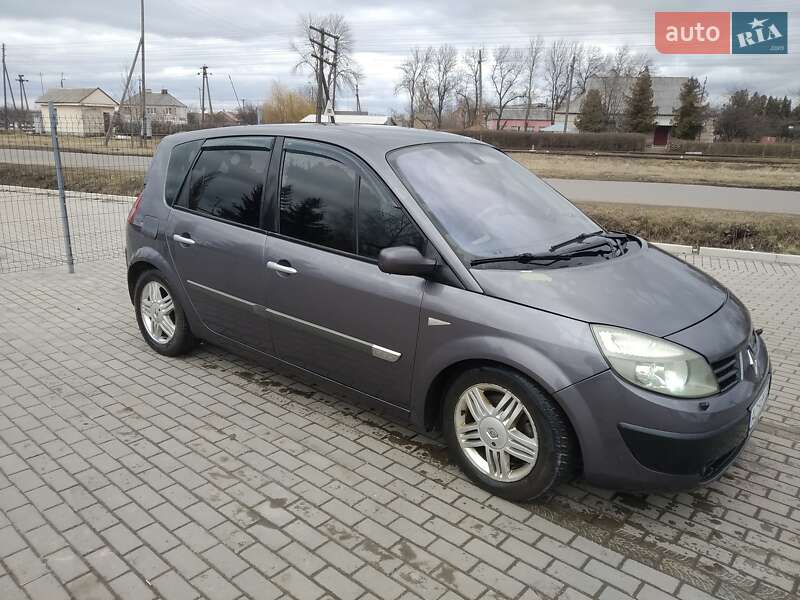 Минивэн Renault Scenic 2004 в Нововолынске