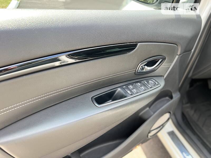 Универсал Renault Scenic 2014 в Ровно