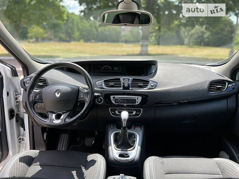 Универсал Renault Scenic 2014 в Ровно