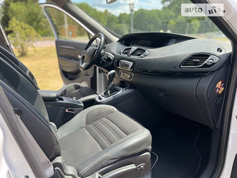 Универсал Renault Scenic 2014 в Ровно
