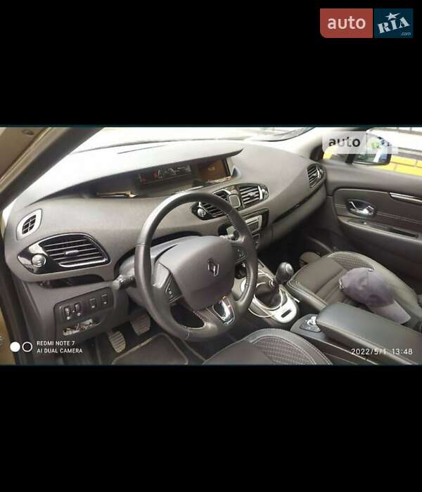 Мінівен Renault Scenic 2015 в Луцьку