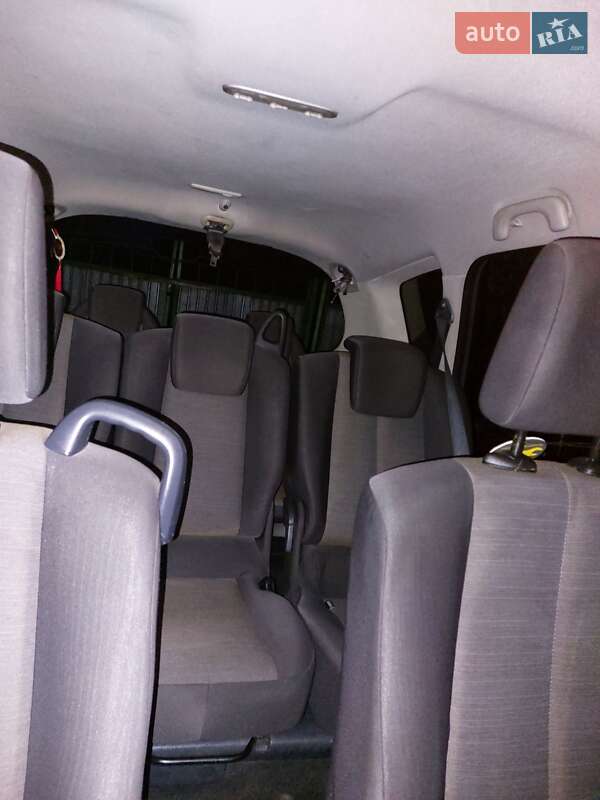 Мінівен Renault Scenic 2006 в Хмельницькому