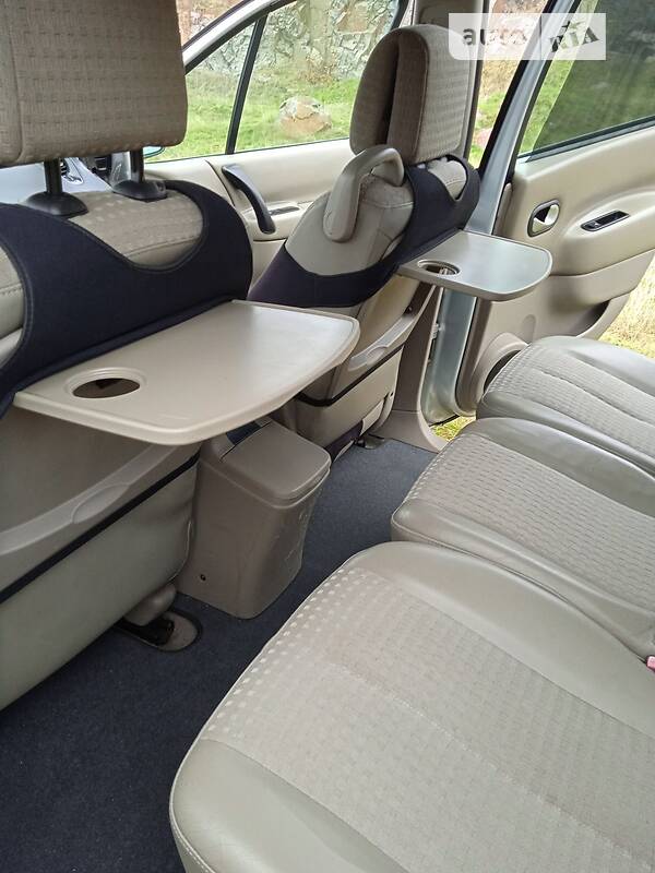 Минивэн Renault Scenic 2004 в Белой Церкви
