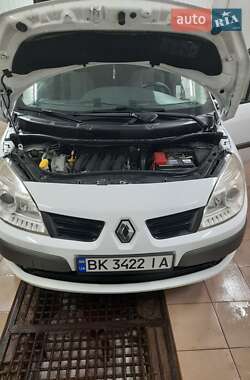 Мінівен Renault Scenic 2007 в Лохвиці