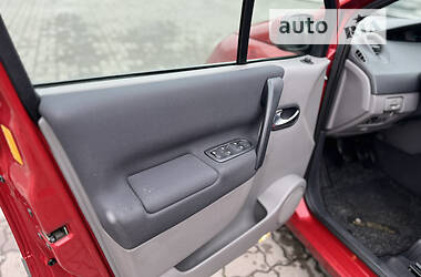 Минивэн Renault Scenic 2006 в 