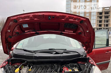 Минивэн Renault Scenic 2006 в 