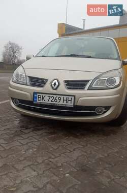 Минивэн Renault Scenic 2009 в 