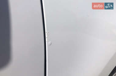 Минивэн Renault Scenic 2011 в 