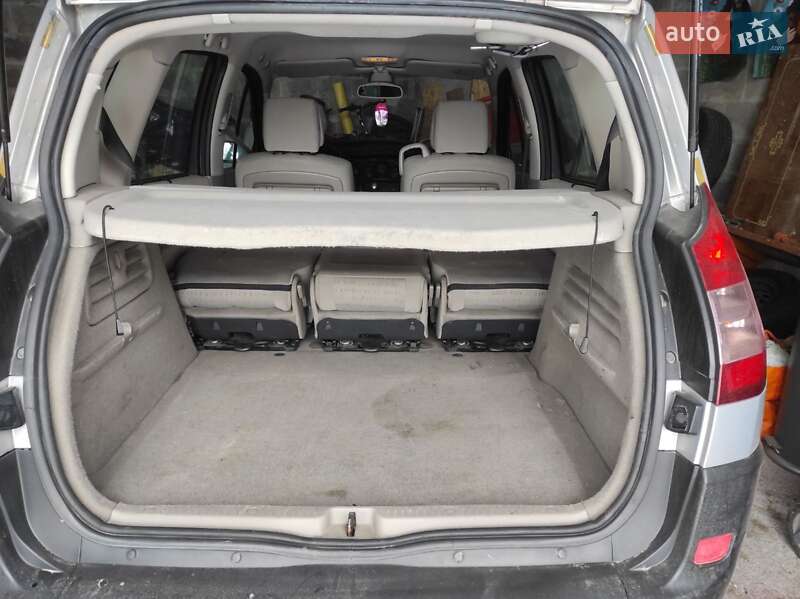 Минивэн Renault Scenic 2004 в Калуше фото 5 Минивэн Renault Scenic 2004 в Калуше