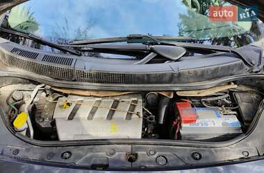 Минивэн Renault Scenic 2006 в 