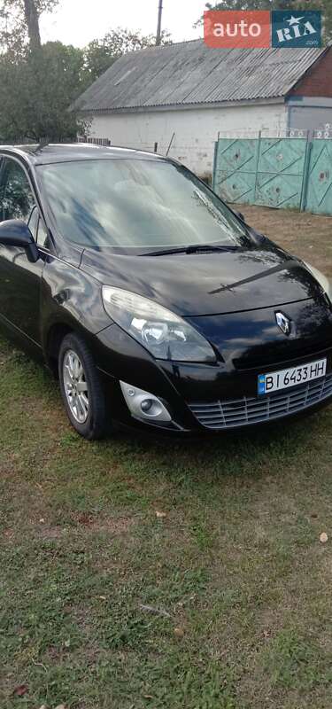 Минивэн Renault Scenic 2010 в Полтаве