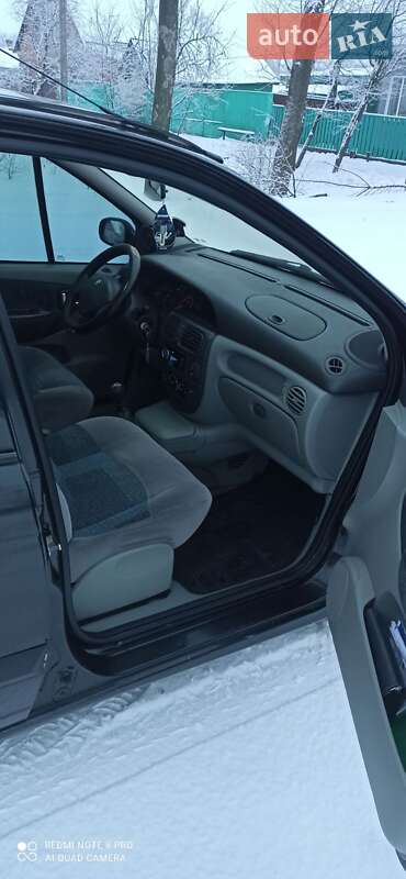 Минивэн Renault Scenic 2003 в Прилуках