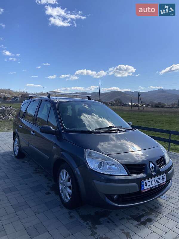 Минивэн Renault Scenic 2006 в Ужгороде