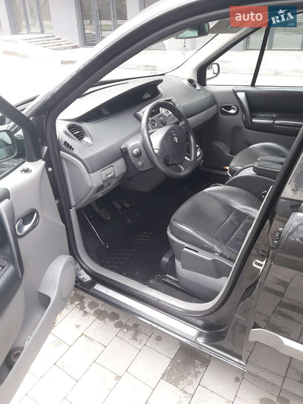 Мінівен Renault Scenic 2003 в Львові
