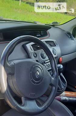 Минивэн Renault Scenic 2005 в Киеве