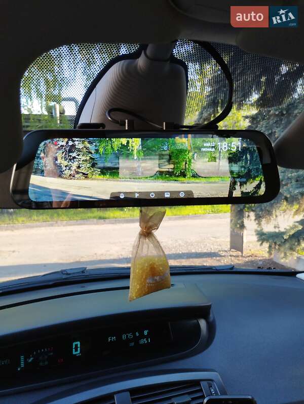 Минивэн Renault Scenic 2005 в Харькове