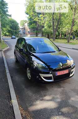 Мінівен Renault Scenic 2011 в Кам'янському