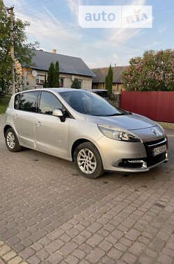 Мінівен Renault Scenic 2012 в Судовій Вишні